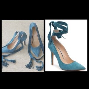 VINCE CAMUTO Nalani Tie Up Heels, sz 9